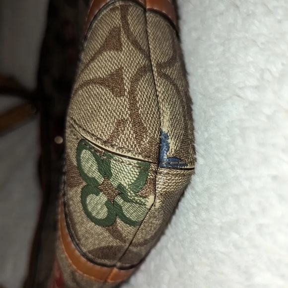 Coach Peyton Signature Multi Color Clover Floral Crossbody Bag F22222 - Picture 8 of 13